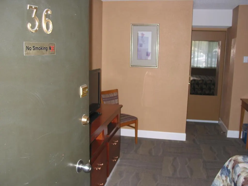 The Scotsman Motel Victoria